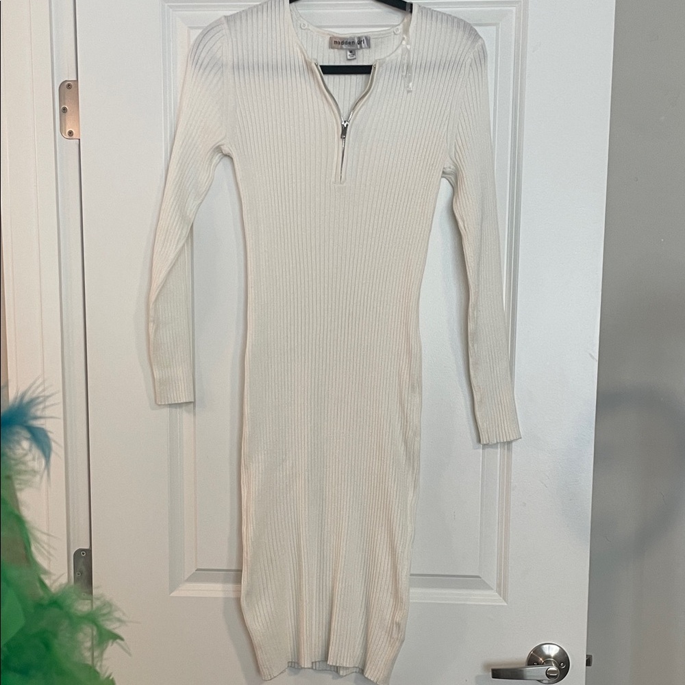 Madden Girl Cream Ribbed Long Sleeve Dress
